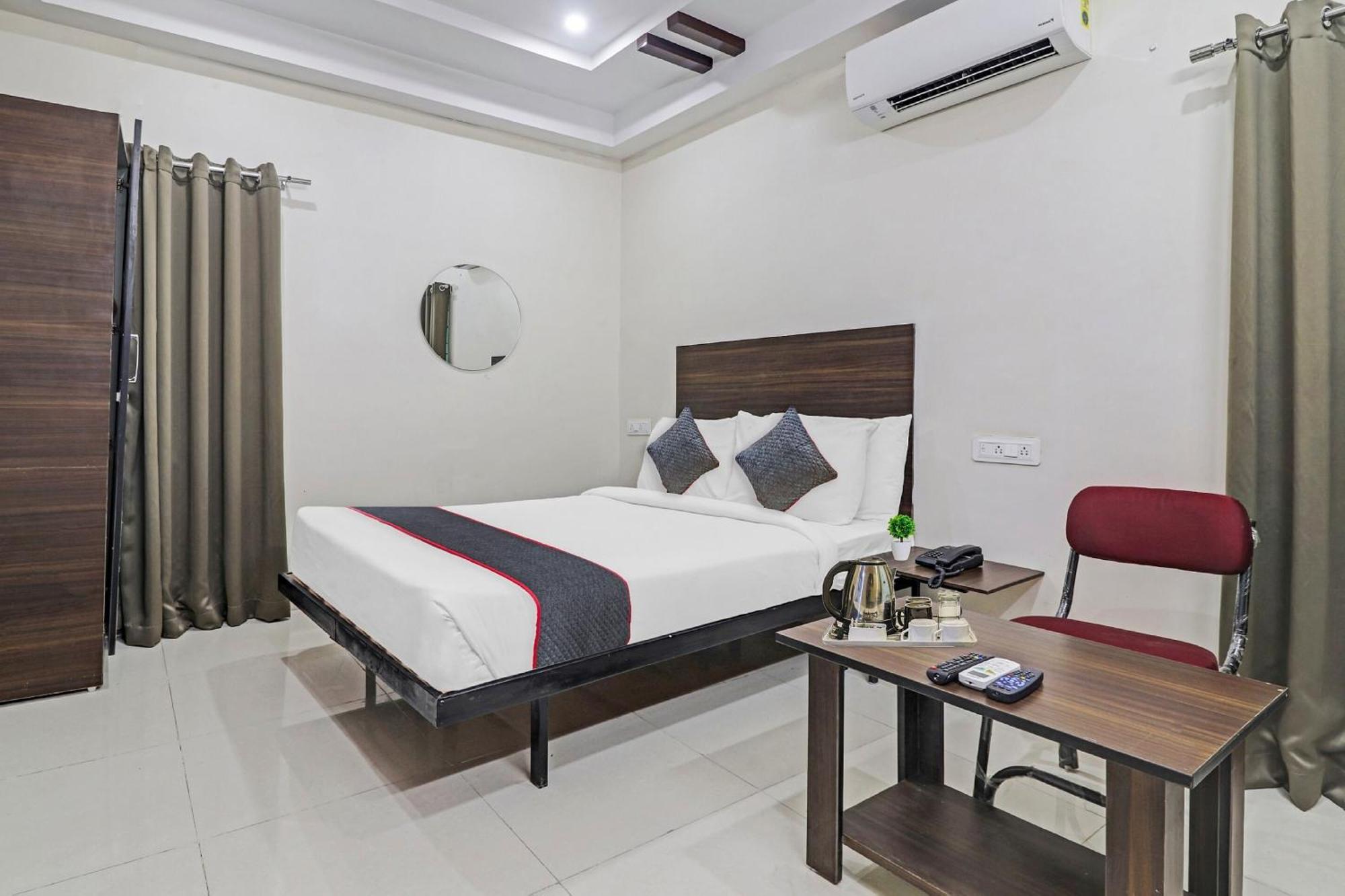 Collection O White House Near Kims Kondapur Hotel Kondapur  Exterior foto