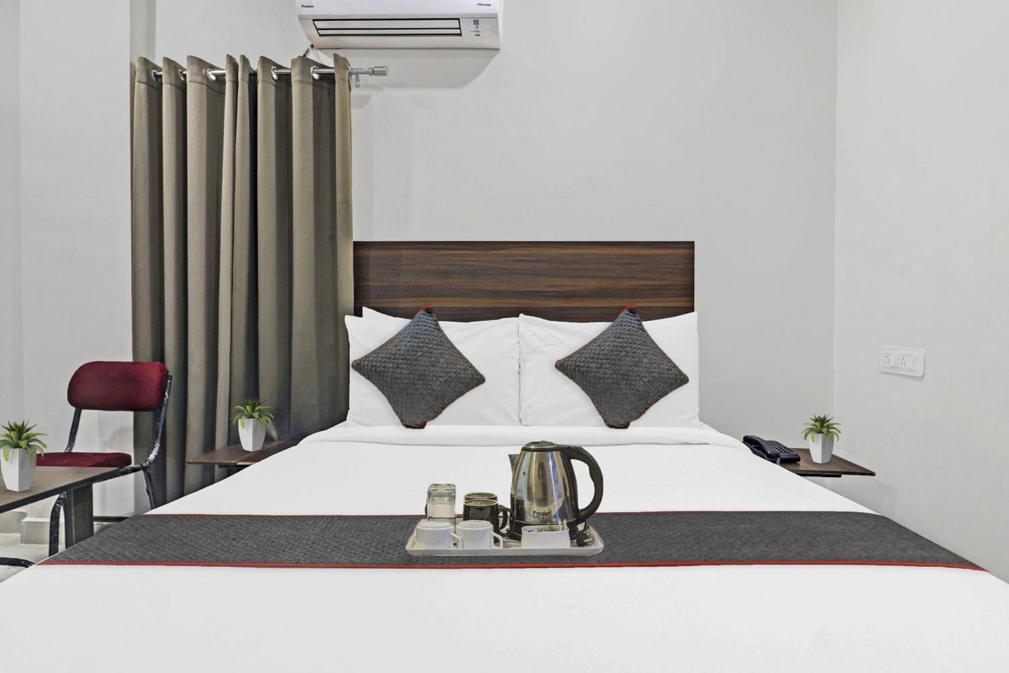 Collection O White House Near Kims Kondapur Hotel Kondapur  Exterior foto