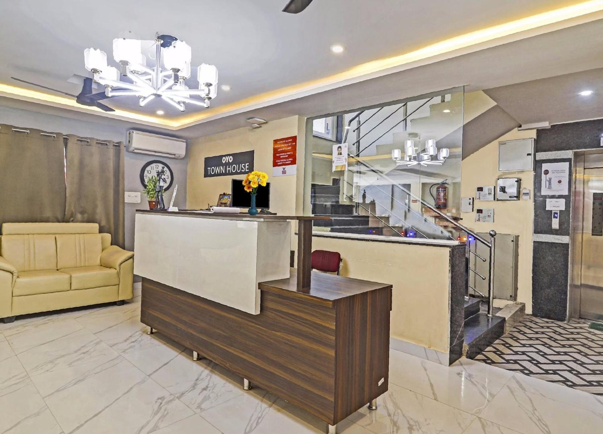 Collection O White House Near Kims Kondapur Hotel Kondapur  Exterior foto