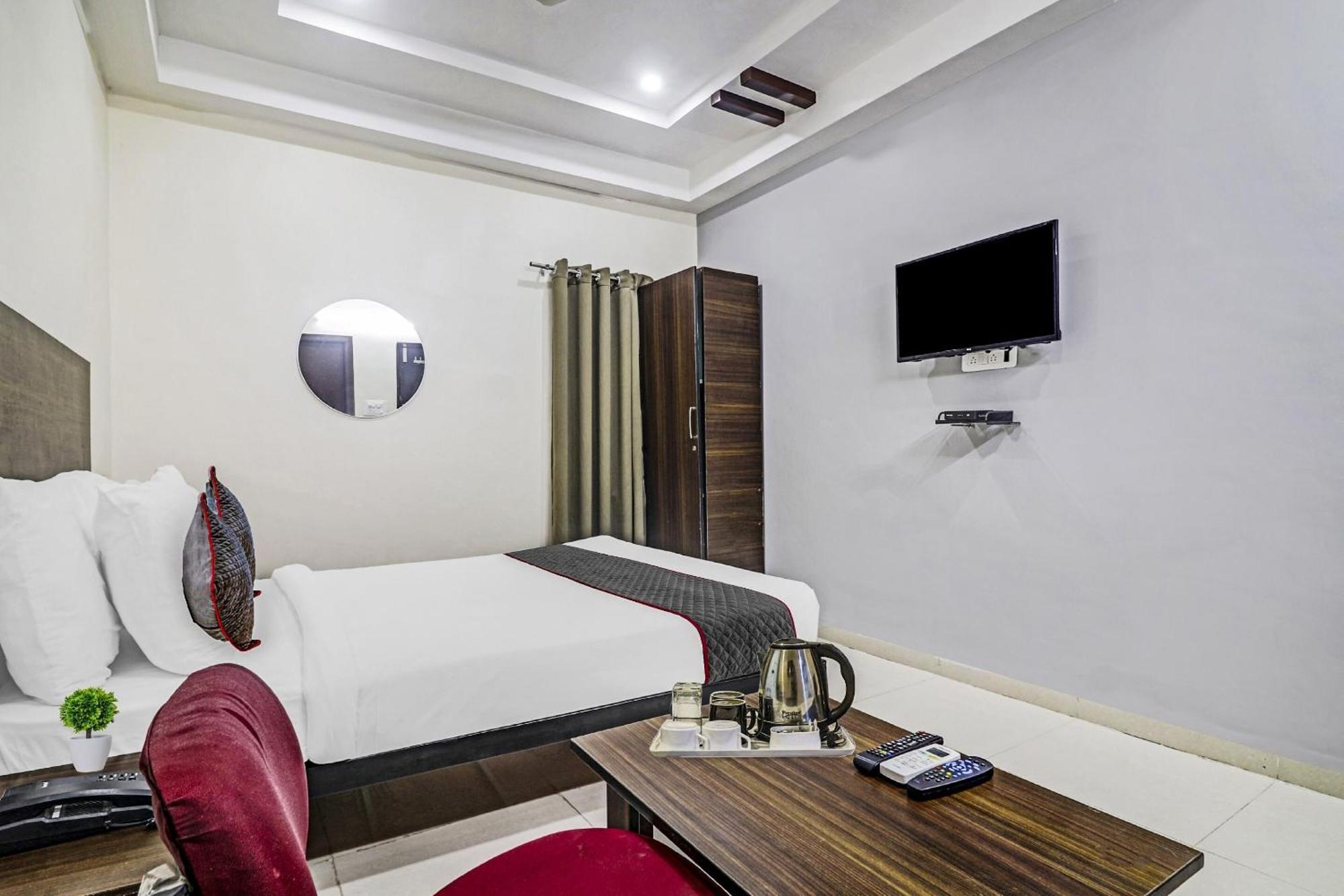 Collection O White House Near Kims Kondapur Hotel Kondapur  Exterior foto