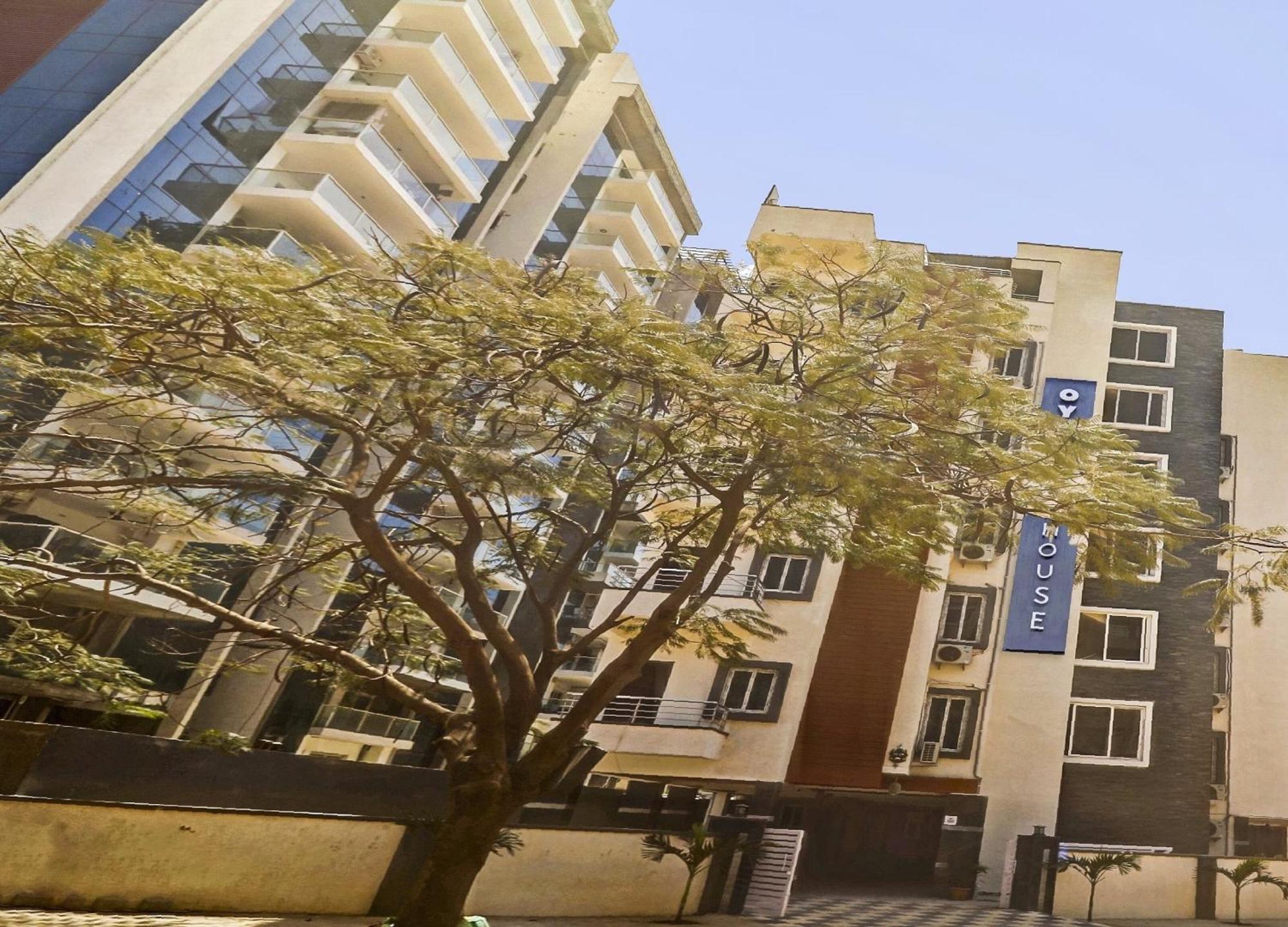 Collection O White House Near Kims Kondapur Hotel Kondapur  Exterior foto