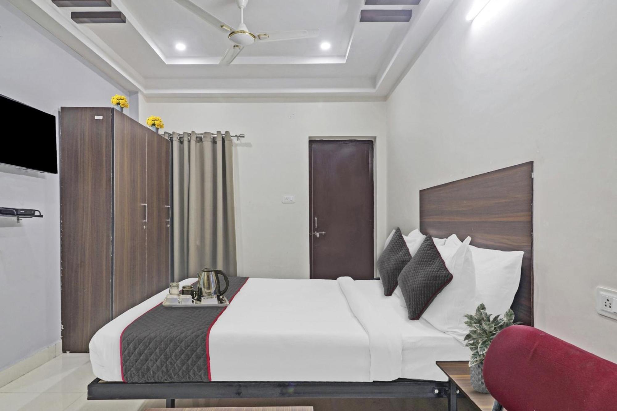 Collection O White House Near Kims Kondapur Hotel Kondapur  Exterior foto